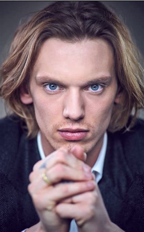 Jamie BOWER .